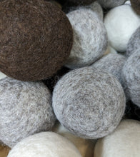 Load image into Gallery viewer, Dryer Balls (Set of 3)
